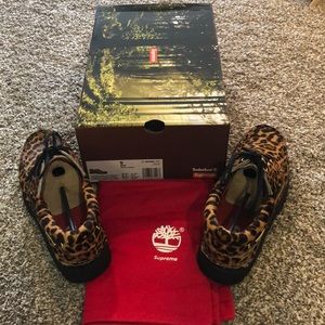 Brand New - Supreme Timberland Collab -  Hand-sewn